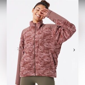 Outdoor Voices PrimoFleece Full Zip Pink Camo Jacket XL Women's Deep Taupe Cloud